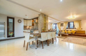 Executive Residence - Yorkshire Staycation Home